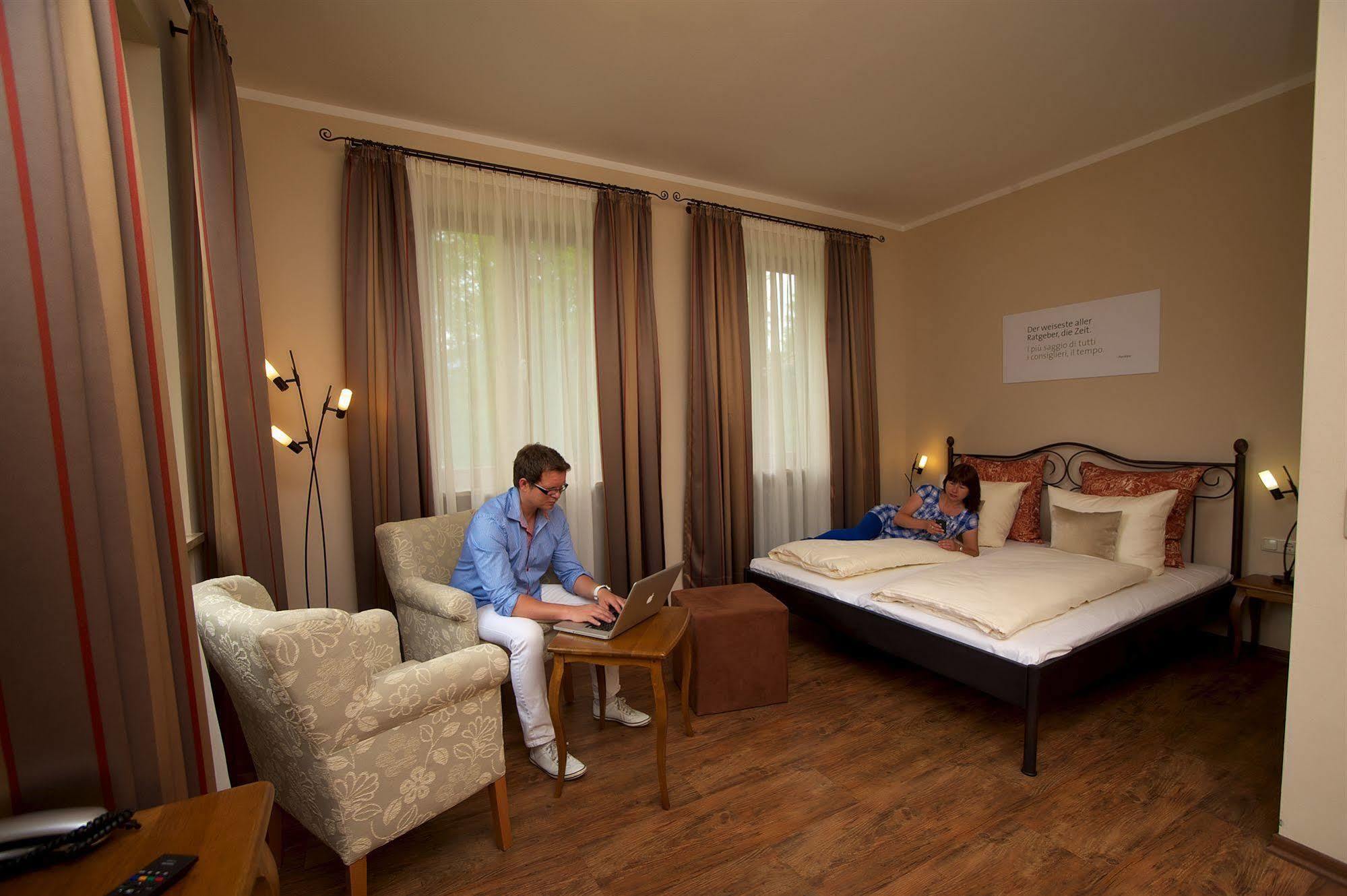 Hideauts Hotels Der Rosengarten Füssen Extérieur photo