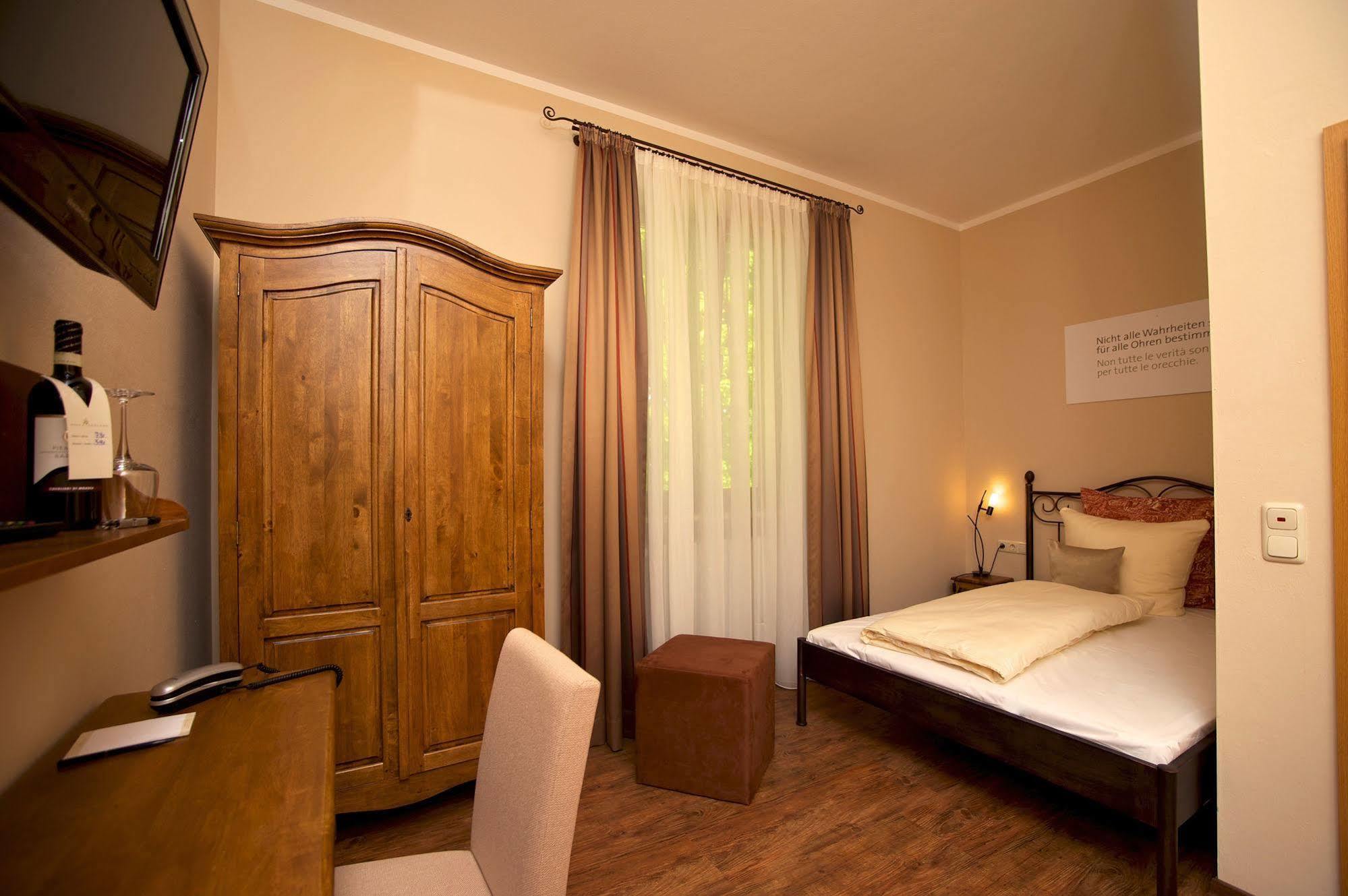 Hideauts Hotels Der Rosengarten Füssen Extérieur photo
